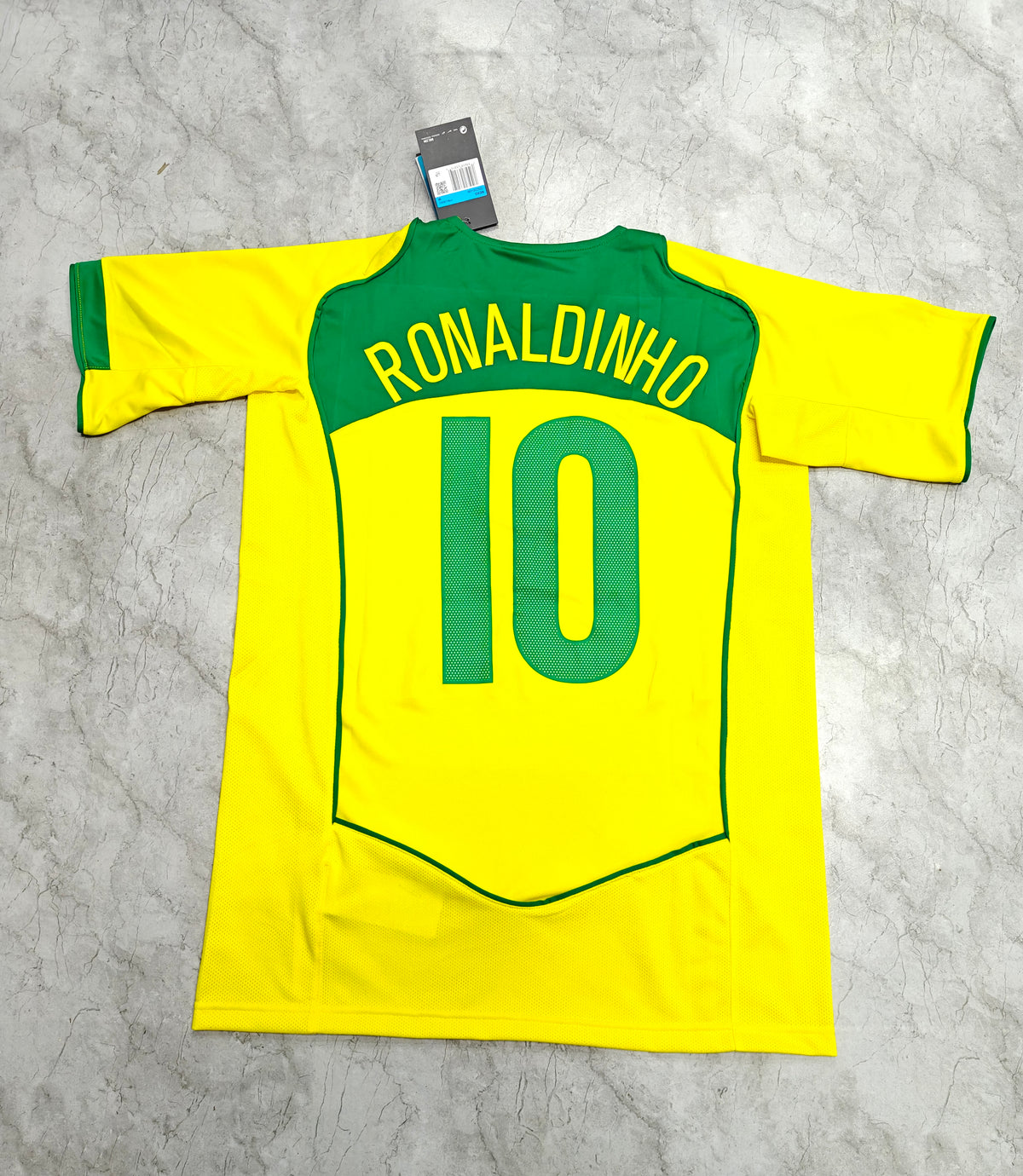 Ronaldinho Version - Brazil Home Retro 04/06 Jersey