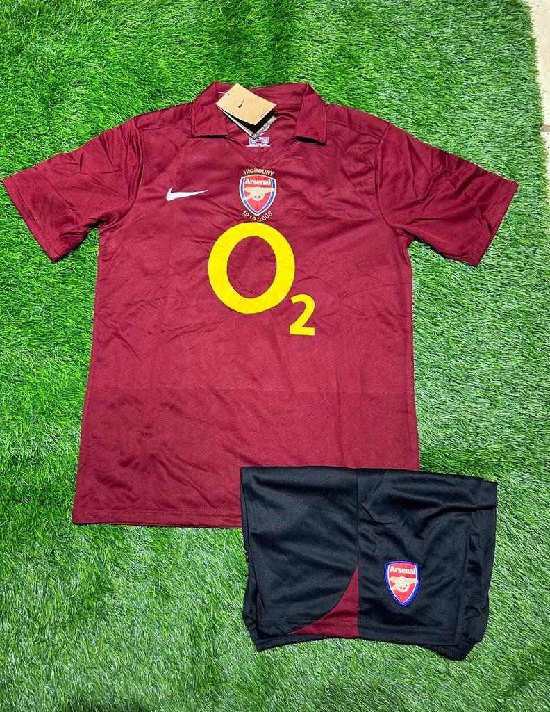 Arsenal Home Retro 05-06 Kit